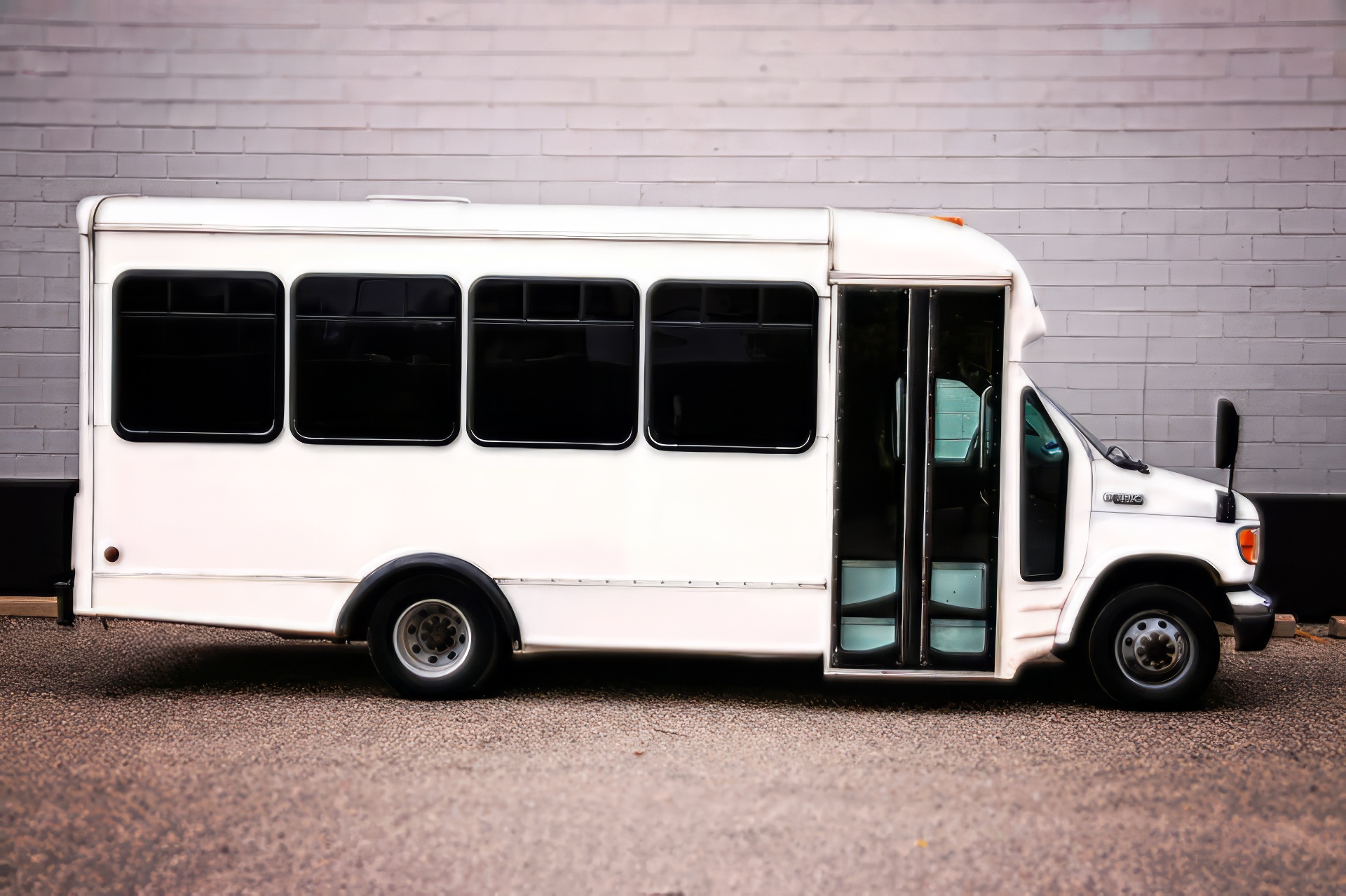 Grand Rapids Party buses