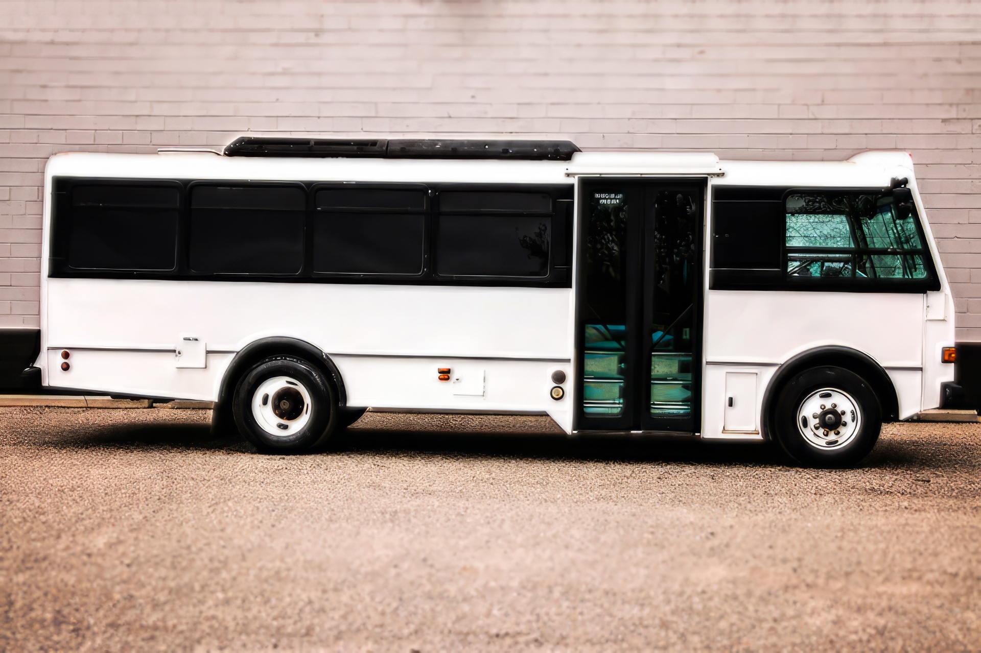 limo buses Grand Rapids